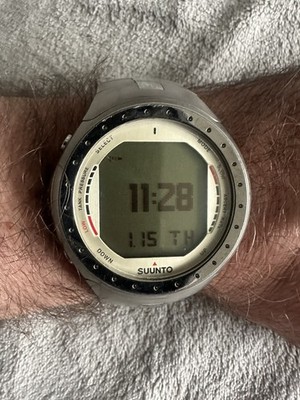 Suunto D9 Titanium Tauchcomputer & Luftdruckmessumformer