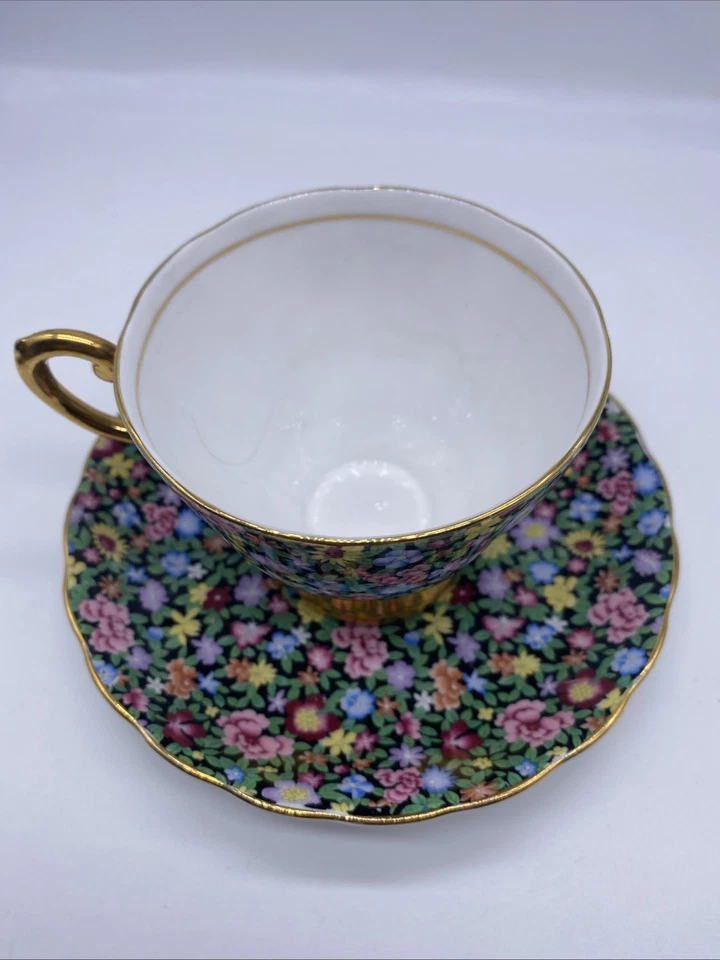 Vintage Tuscan Mille Fleurs Collection- Fine Bone English China Tea Cup & Saucer - Image 4 of 4