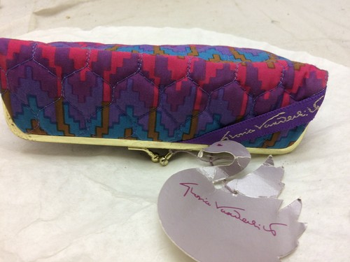 Gloria Vanderbilt Makeup Bag Cloth Quilted Purse Accessory - Picture 2 of 10