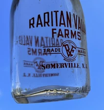 Half Pint Milk Bottle Raritan Valley Farms Dairy Somerville NJ SOMERSET COUNTY
