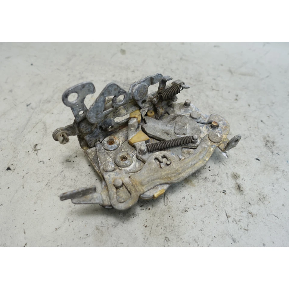 Cerradura de pestillo de puerta de pasajero trasero derecho BMW E23 733i serie 7 1979-1982 OEM Foto 3 de 3