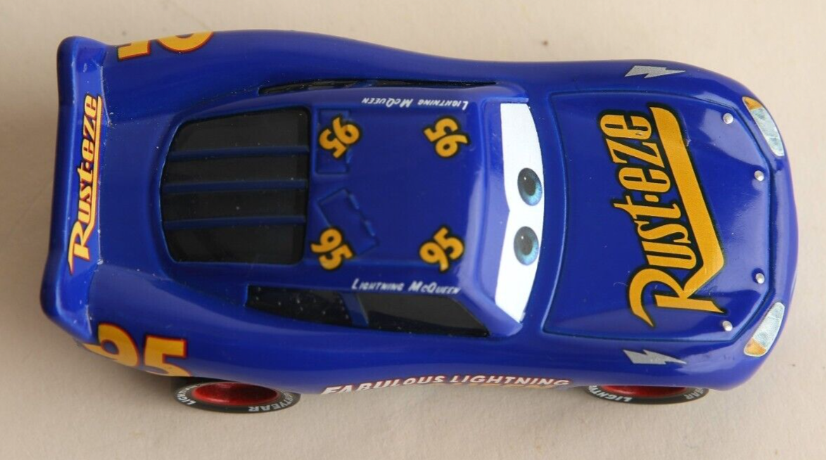 Disney Pixar Cars 3 - FABULOUS LIGHTNING McQUEEN #95 - RUST