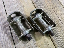 OLD SCHOOL BMX MX WELLGO PEDALS SILVER ALLOY PEDALS 9/16 THREADS USED OLDSCHOOL