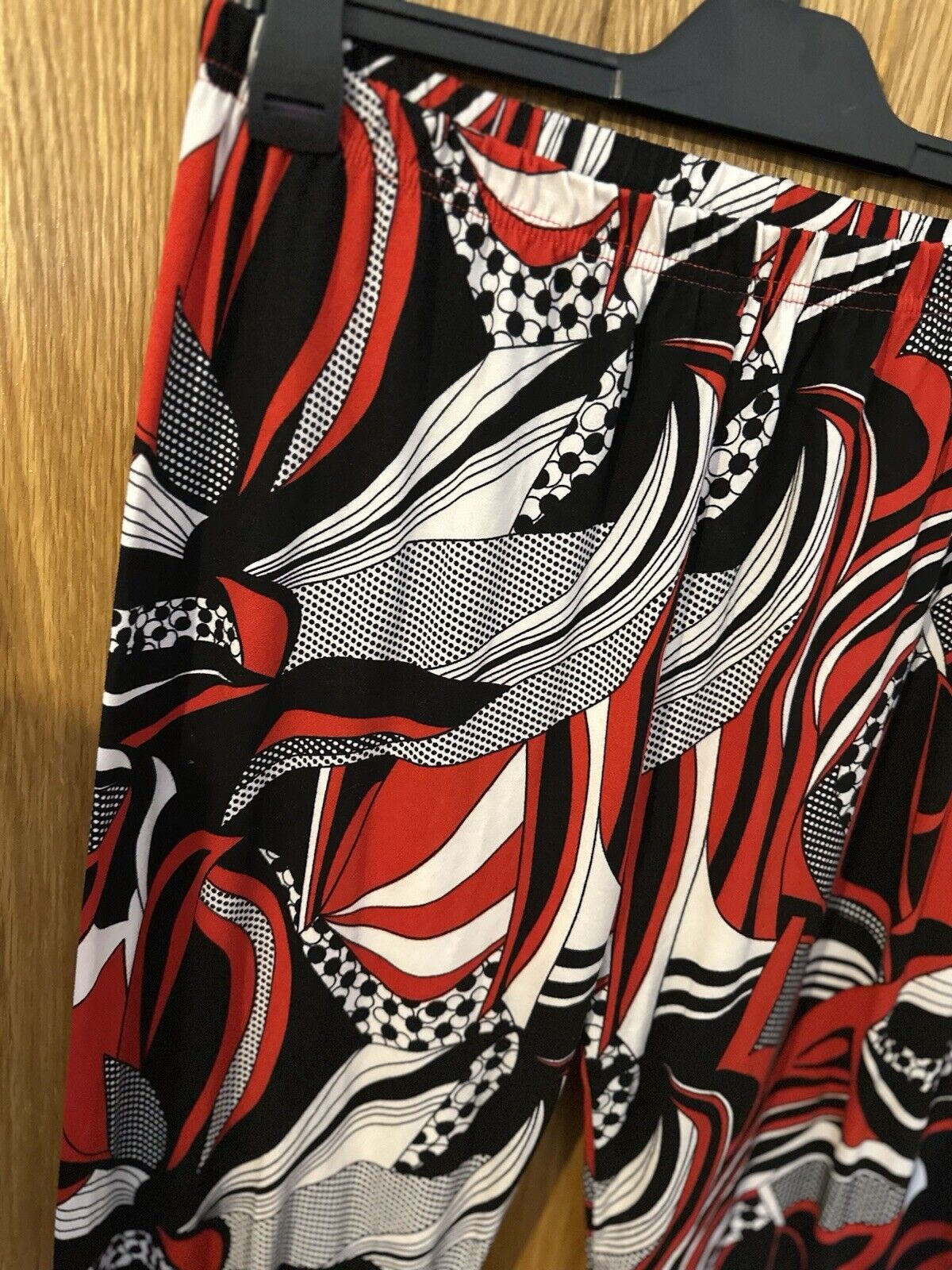 Picture 2 of 4
