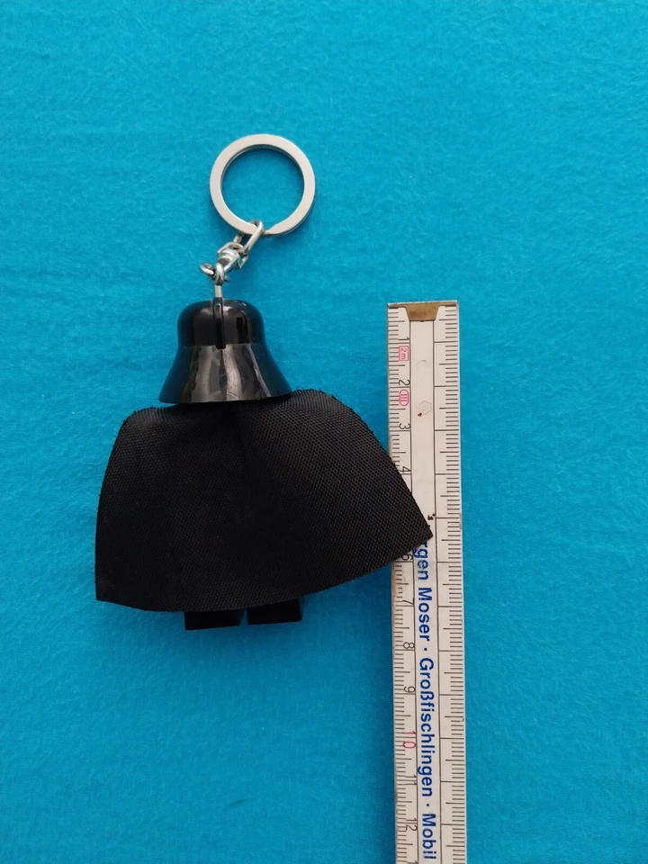 LEGO Star Wars DARTH VADER Schlüsselanhänger Key Light LED Licht  - Bild 2 von 3