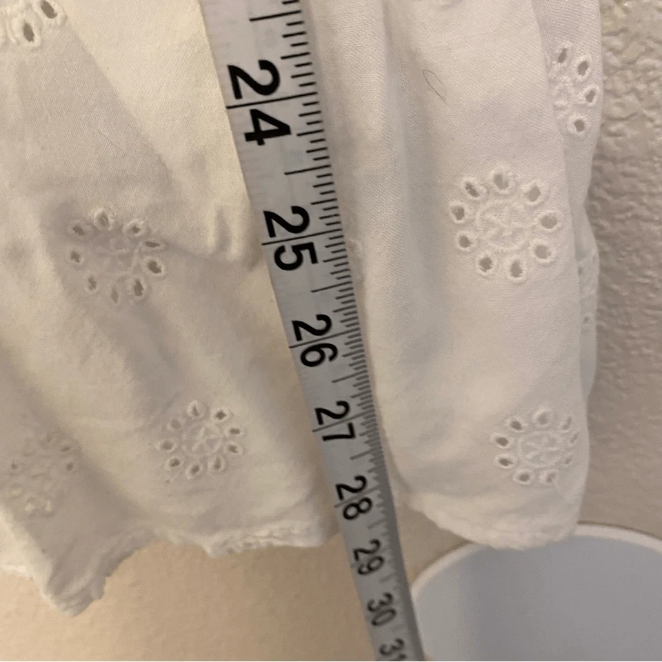 H&M Maxi Vestido Blanco Volantes Fuera del Hombro Encaje Ojales Niñas 5/6 (Funciona Grande) Foto 3 de 4