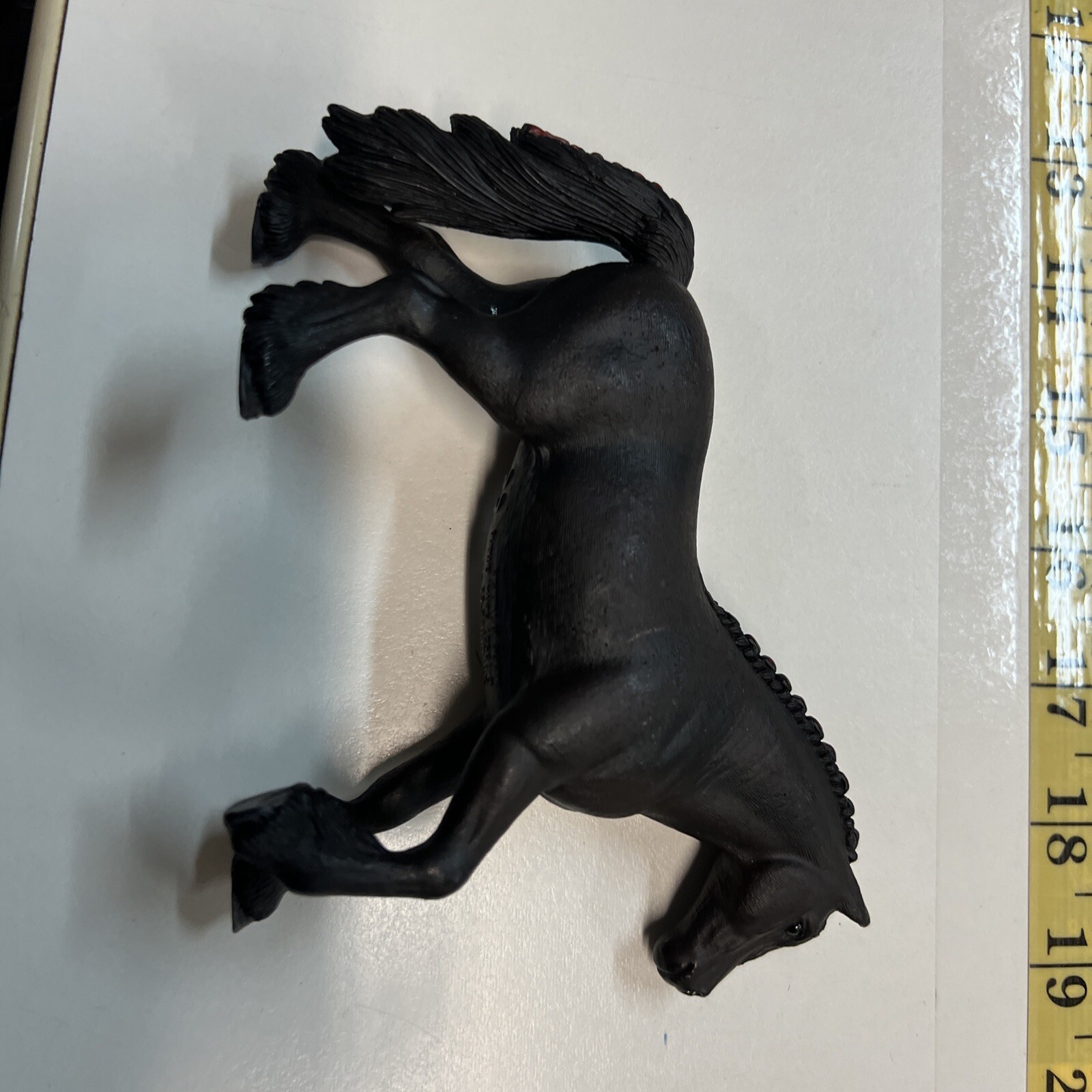 Schleich Am Limes 69 D-73527 Black Fresian Horse with Red Ribbon