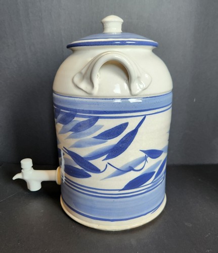 VTG Stoneware Pottery Water Crock Spigot Dispenser Blue White Farm House SIGNED - Picture 4 of 10