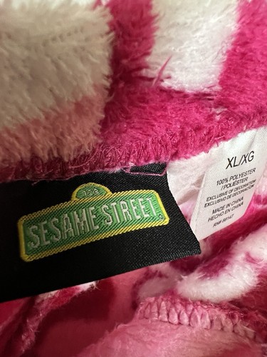 NWT Sesame Street Cookie Monster Pants XL Pink Red Fluffy Soft Drawstring Waist - Picture 5 of 8