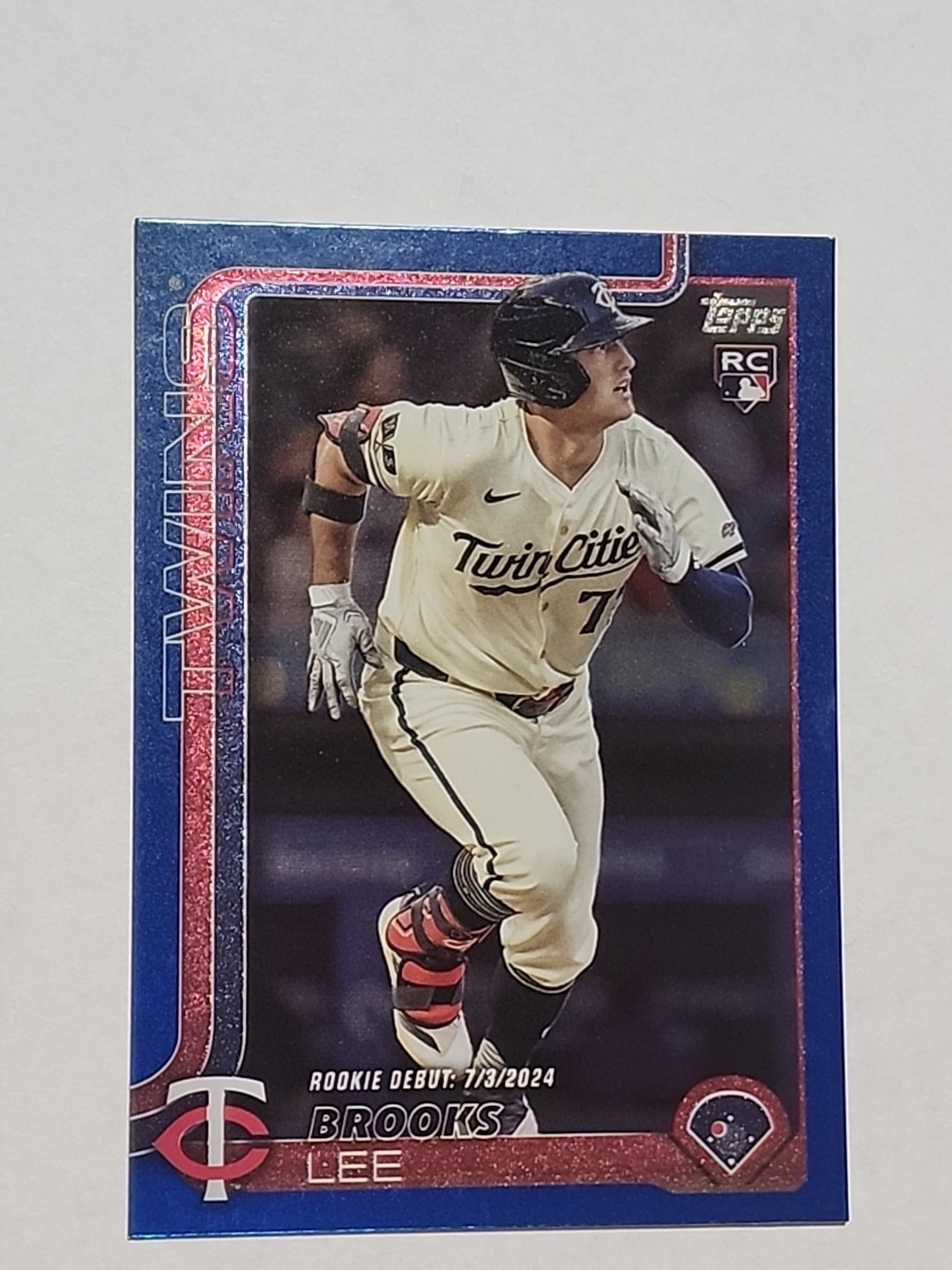 2025 Topps Update Rookie Debut Brooks Lee Rookie RC Blue Foil 044/150