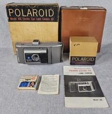 Vintage Polaroid J66 Film Land Camera w/ Leather Case Bulbs  Manual