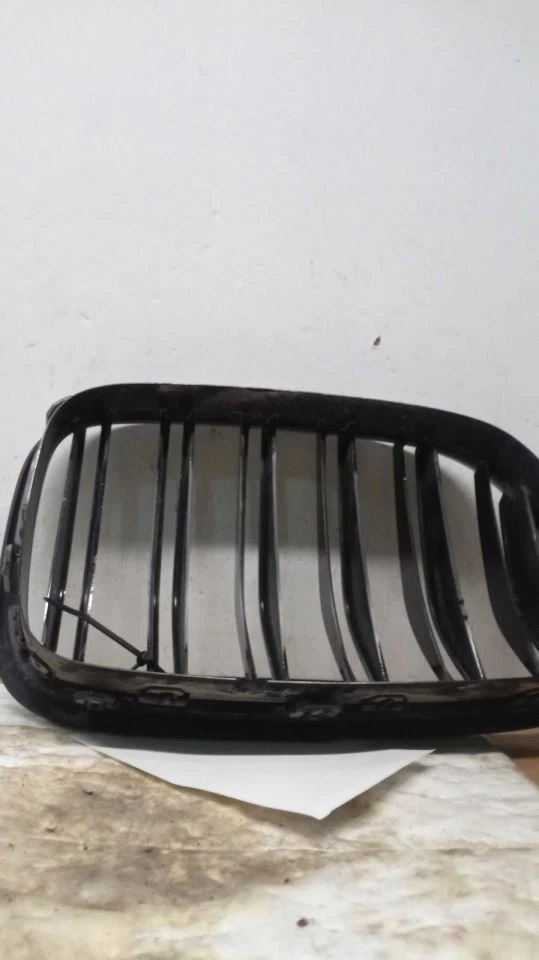 Parte superior montada en la rejilla del conductor para BMW 535i GT 455341 14-17 Foto 2 de 4