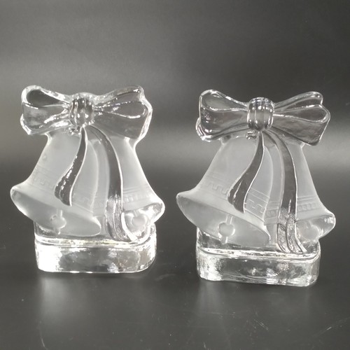 2 Nybro Glassworks Sweden Crystal Christmas Bells Candle Holder Orig. Box - Picture 3 of 16