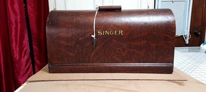 Vintage Singer Bentwood Case Top With Key