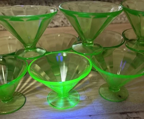 SET of 10 Federal Uranium Glass Sherbet Footed Dish Bowls, Glow EUC