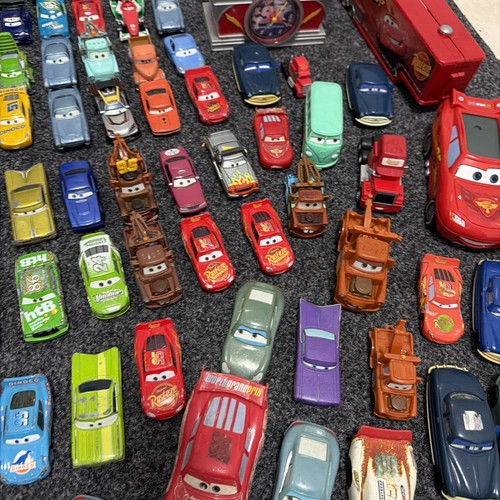MASSIVE DISNEY PIXAR CARS DIECAST CAR LOT X 82 & OTHER DISNEY CARS - Foto 22 di 24