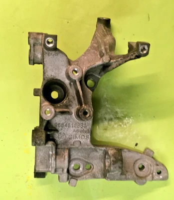 Support Alternateur / PEUGEOT 308.1 / 1.6 e-HDI / 9684613880 - Photo 1/4