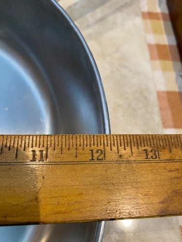 Vintage Revere Ware 12" Skillet with lid 82 Great shape, clean and ready to use - Picture 14 of 14