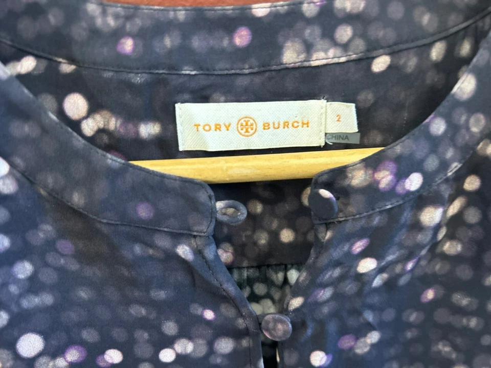 Blusa Tory Burch Mujer Estampada Lunares Seda Botón Delantero Talla 2 Foto 3 de 4
