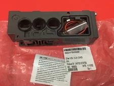 Numatics - P/N: 082SA415M000061 - Manifold Base Block - NEW