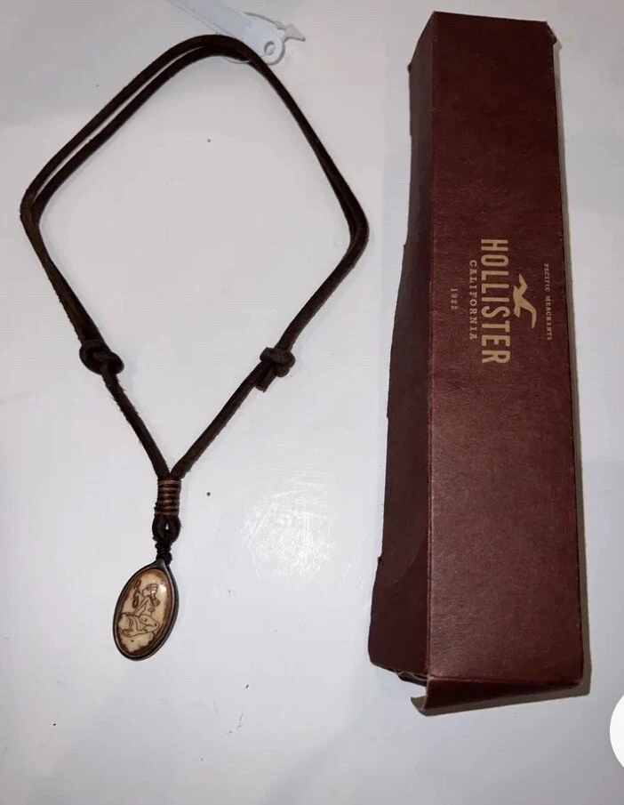 Hollister Necklace Leather Mermaid Pendant NWT Vintage