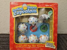 VINTAGE LEARNING RESOURCES SORTING SHAPES CUPCAKE. 