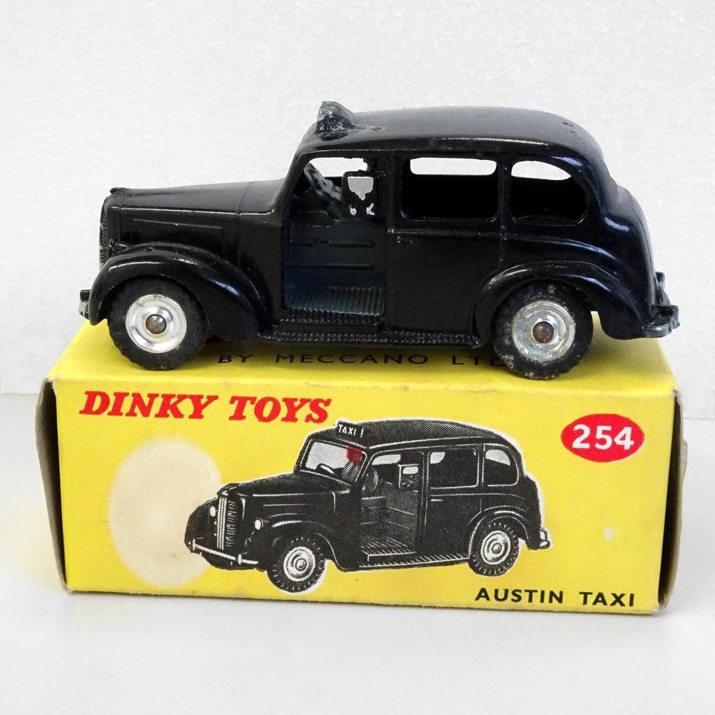 Dinky 254, Austin Taxi - Free Price Guide & Review