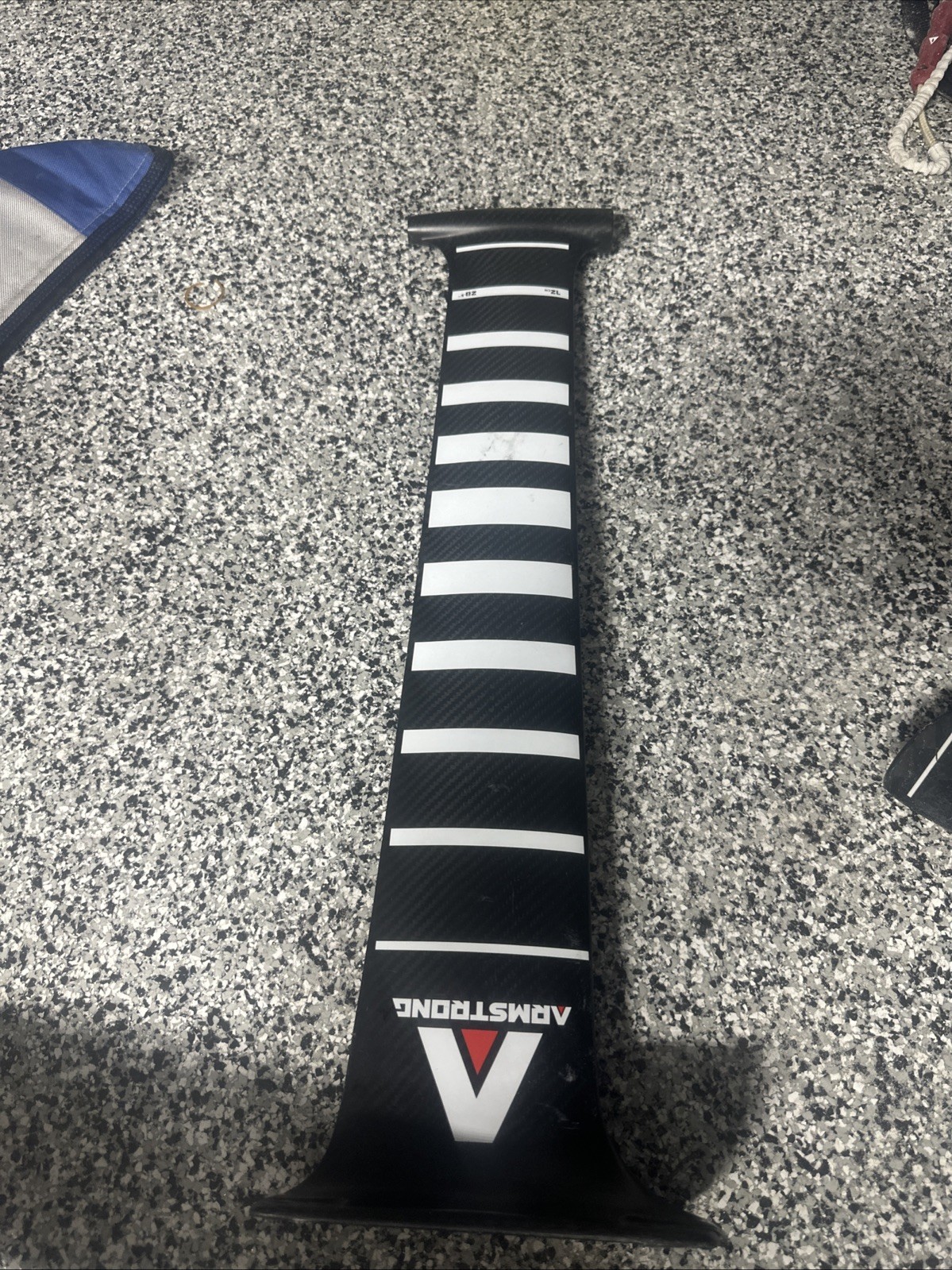 Armstrong foil 72cm mast