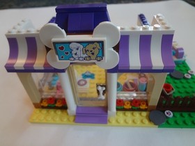 Lego 41124 Friends Heartlake Puppy Daycare - 2016 - 94% Complete Minifigures