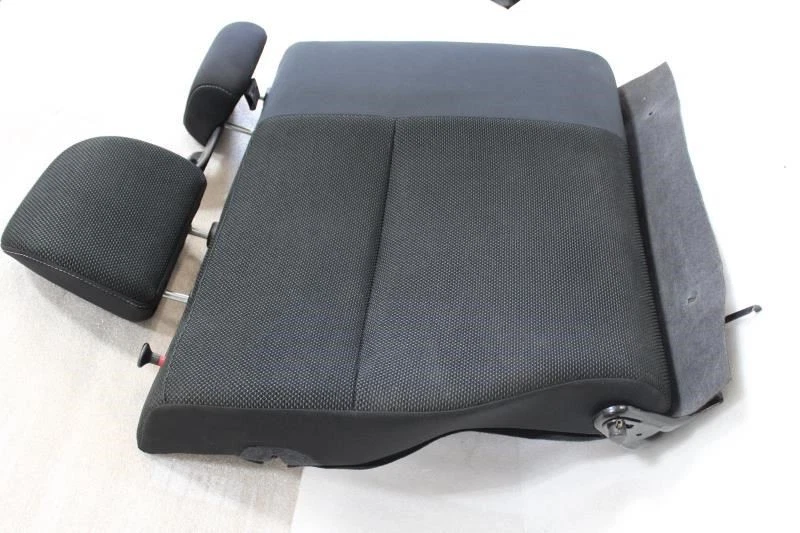 2013 2014 2015 2016 2017 SUBARU XV CROSSTREK RIGHT REAR SEAT TOP BACK REST CLOTH Foto 3 de 4