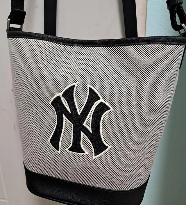 [MLB ] Basic Big Logo Canvas Bucket Bag ★大人気★ MLB] Basic Big Logo Canvas Bucket Bag NY Black | eBay