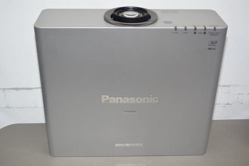 ^ Panasonic PT-DW6300US DLP WXGA Projector 6000 Lumens 1710 Lamp Hours #X825 - Picture 11 of 12