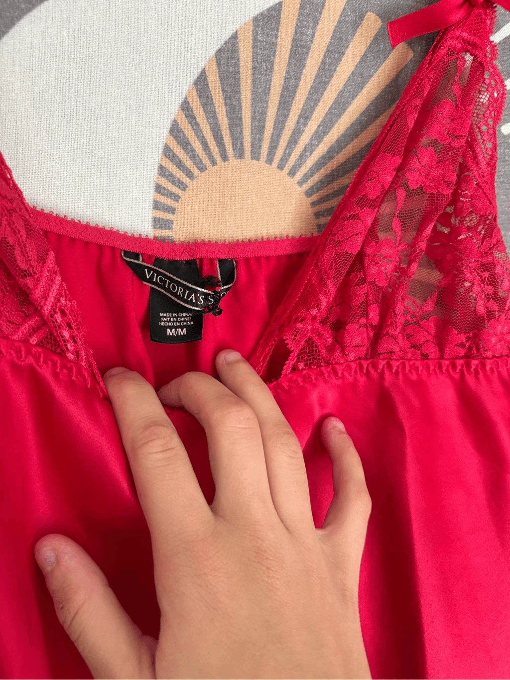 UNDERCOVER Abito slip pizzo rosso Victoria's Secret nuovo senza etichette