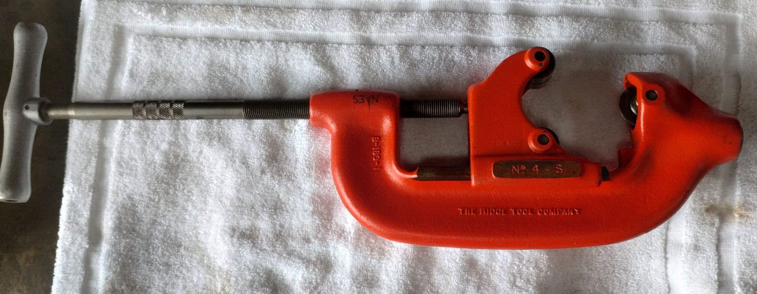 Ridgid No. 4-S Pipe Tubing Cutter 2" - 4" Capacity Made in USA 4S EXCELLENT COND