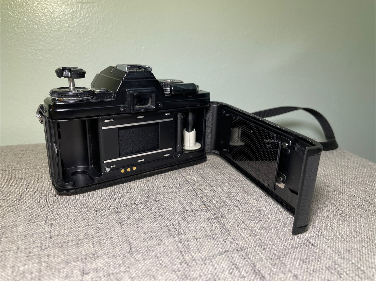 Vintage Minolta X-700 Camera Bundle Lens, 1 Print Film & 280px