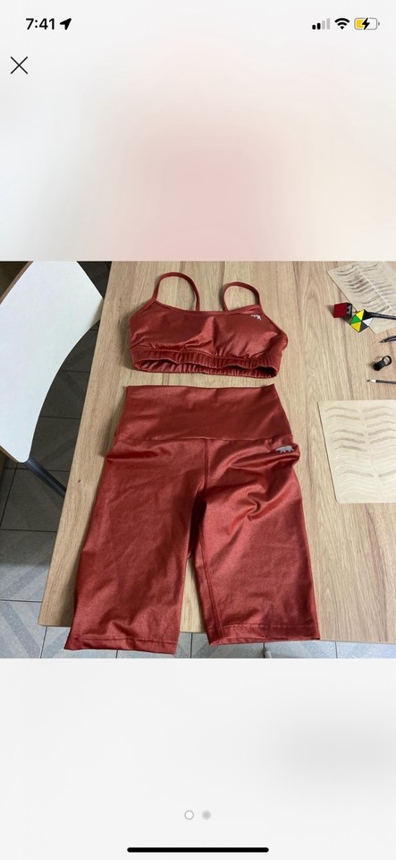 Running Bare Women’s Red burnt colour Activewear bike set Size 8 never worn