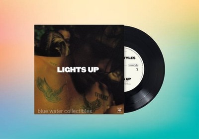 Harry Styles Lights Up Vinyl 7  One Direction New  In Hand
