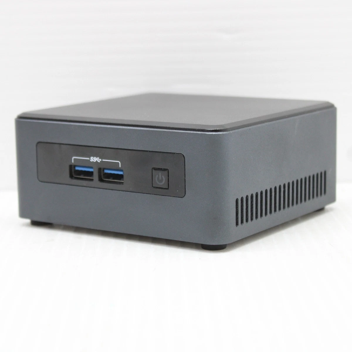 Intel NUC Intel Core i3 7th Gen. 8 GB RAM PC Desktops & All-In-One