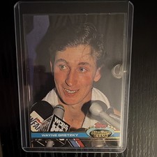 Topps Stadium Club 1991 Wayne Gretzky Edmonton Oilers #7 Rookie NHL Card. rookie card picture