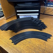 TYCO HO SLOT CAR TRACK: 13 PCS. 9 1/4" R CURVES CLEANED POLISHED READY TO GO 