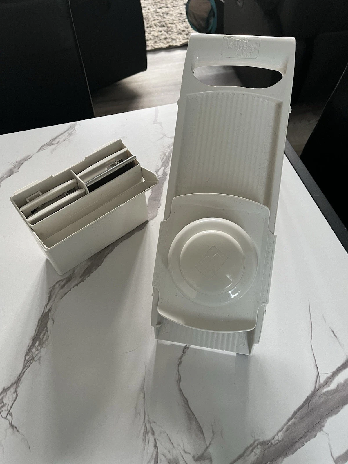 white Pampered Chef Ultimate Slice n Grate Mandoline