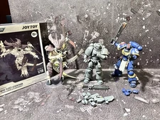 Joytoy Warhammer 40K Space Marine 2 Figure Lot 40000 Ultramarines Titus Tyranid