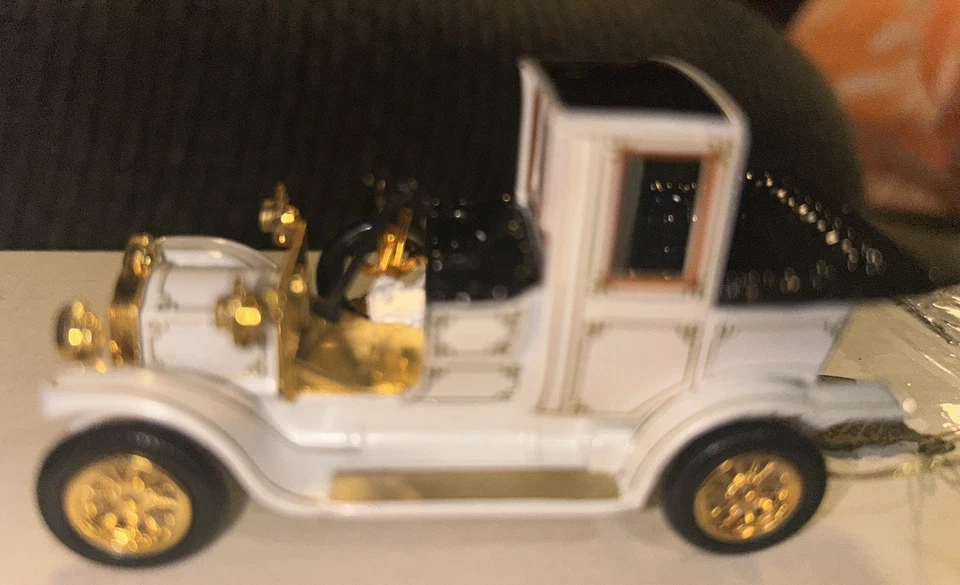 Matchbox Collectibles 1912 PACKARD LANDAULET 1:43 40th Anniversary - Image 3 of 4