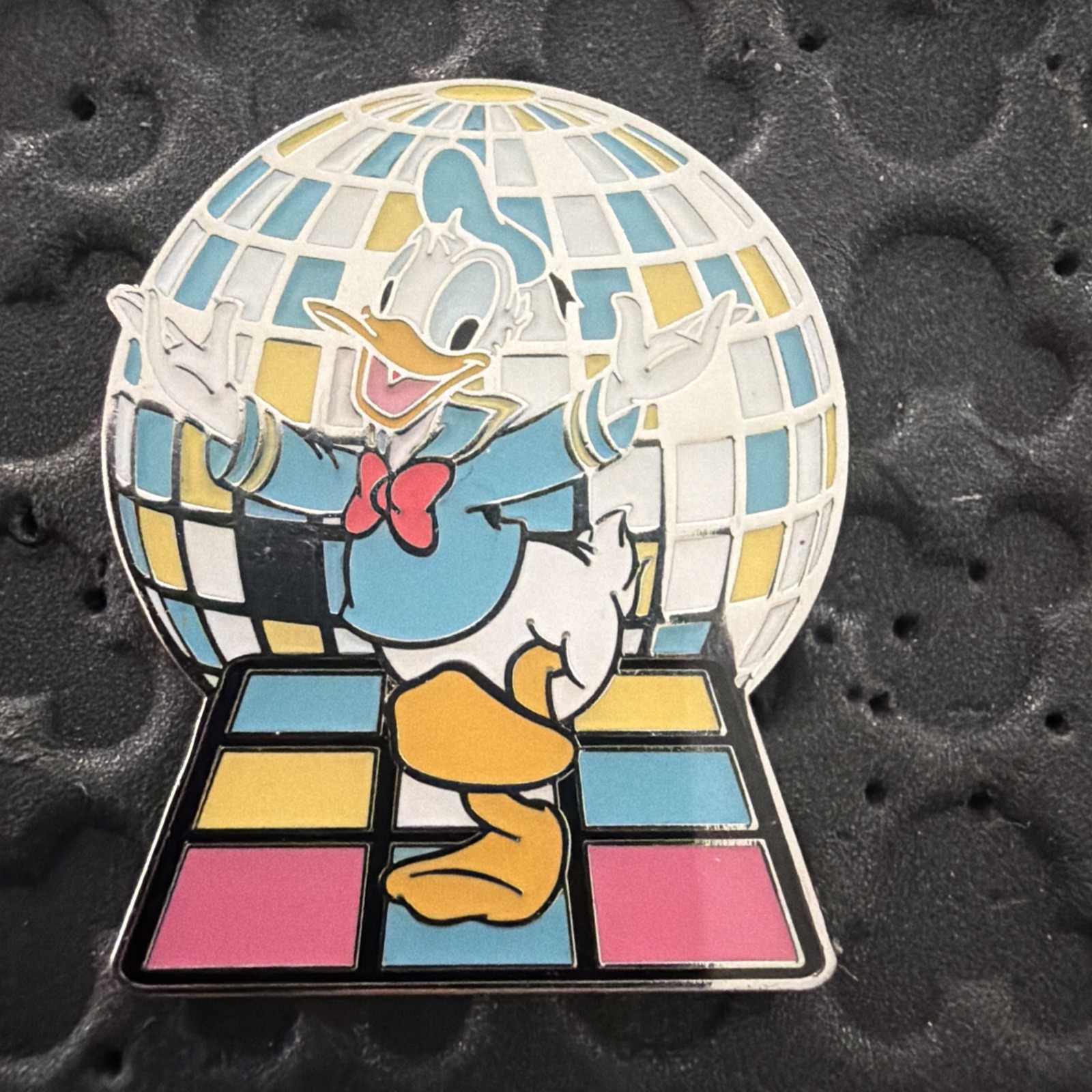 Disney Loungefly Mickey & Friends Disco Ball Blind Box Pin - Donald -