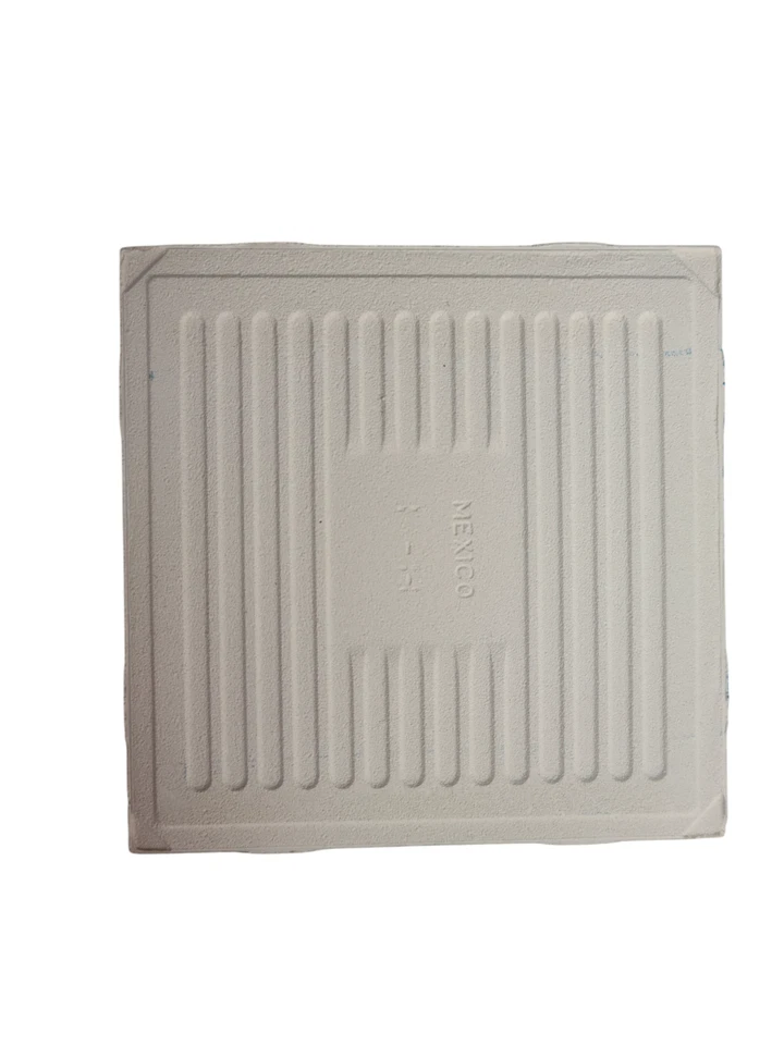 Azulejo eléctrico de cerámica azul 4,25 pulgadas metro cuadrado pared salpicadero mediados de siglo Foto 2 de 4