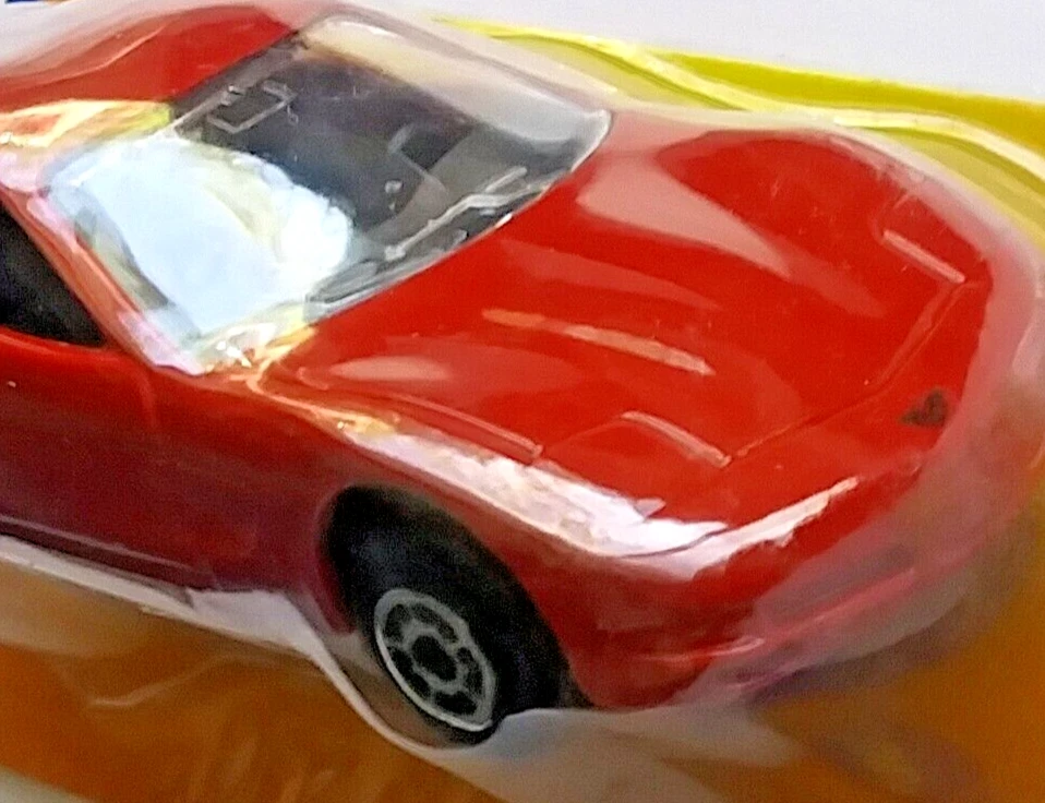 Chevy C5 Corvette escala 1:64, rojo fundido a presión C5 Vette, nuevo en tarjeta de corte, de Maisto Foto 2 de 4