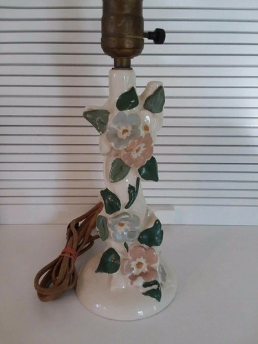 MCM Art Pottery Table Lamp Vining Clematis Flower #283 Cloth Cord - Picture 3 of 11