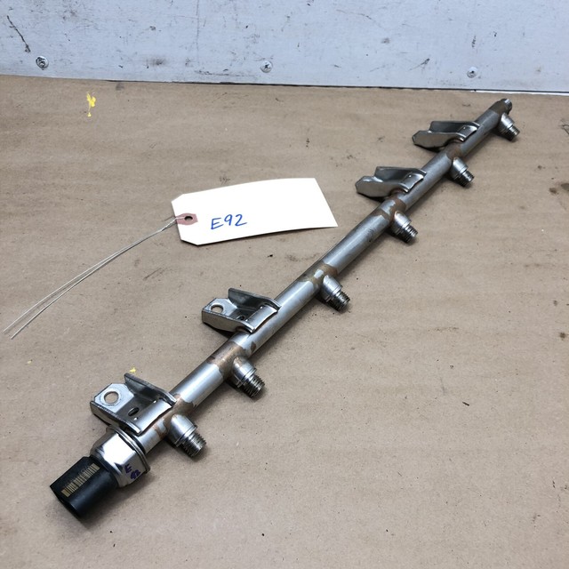 0713 BMW N54 135 335i 335xi 535i 535xi HIGH PRESSURE FUEL RAIL eBay