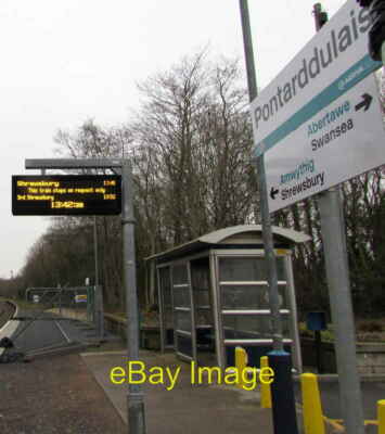 Photo 6x4 Request stop railway station, Pontarddulais Fforest The electro c2015