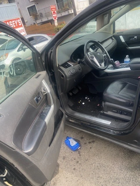 Conjunto completo de puerta trasera (izquierda) usado con panel Ford Edge Limited 2011 Foto 3 de 4